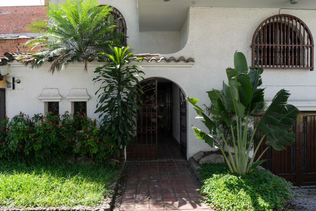 Oasis En El Corazon De Medellin, Laureles Apartment Exterior photo